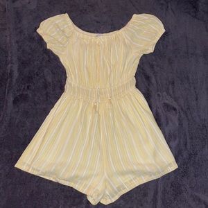 American Eagle romper, size small. Yellow, with white stripes.